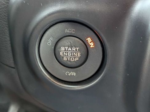 Certified 2021 Jeep Wrangler Unlimited Sahara AWD/4WD image 24