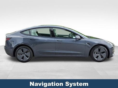 Used 2023 Tesla Model 3 Standard Range RWD image 9