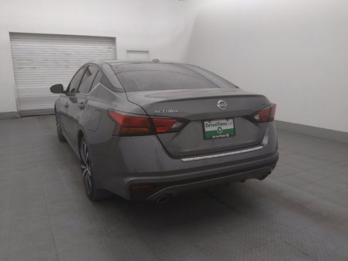 Used 2021 Nissan Altima 2.5 SR w/ SR Premium Package FWD image 6
