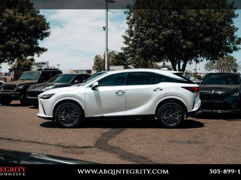 Used 2026 Lexus RX 450h AWD w/ Convenience Package image 4