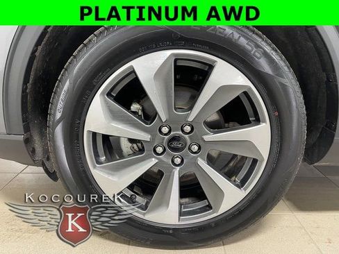 Used 2024 Ford Escape Platinum image 7