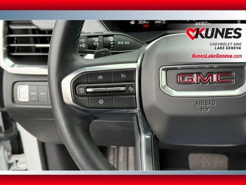 Used 2024 GMC Acadia Elevation image 23