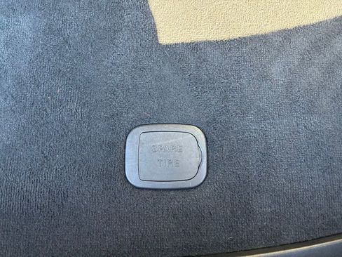 Used 2023 Kia Telluride S image 13