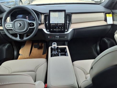New 2026 Volvo XC90 B5 Plus image 11
