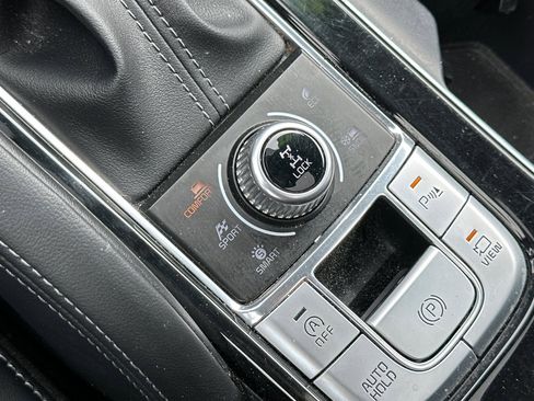 Used 2022 Kia Telluride SX w/ SX Prestige Package image 31