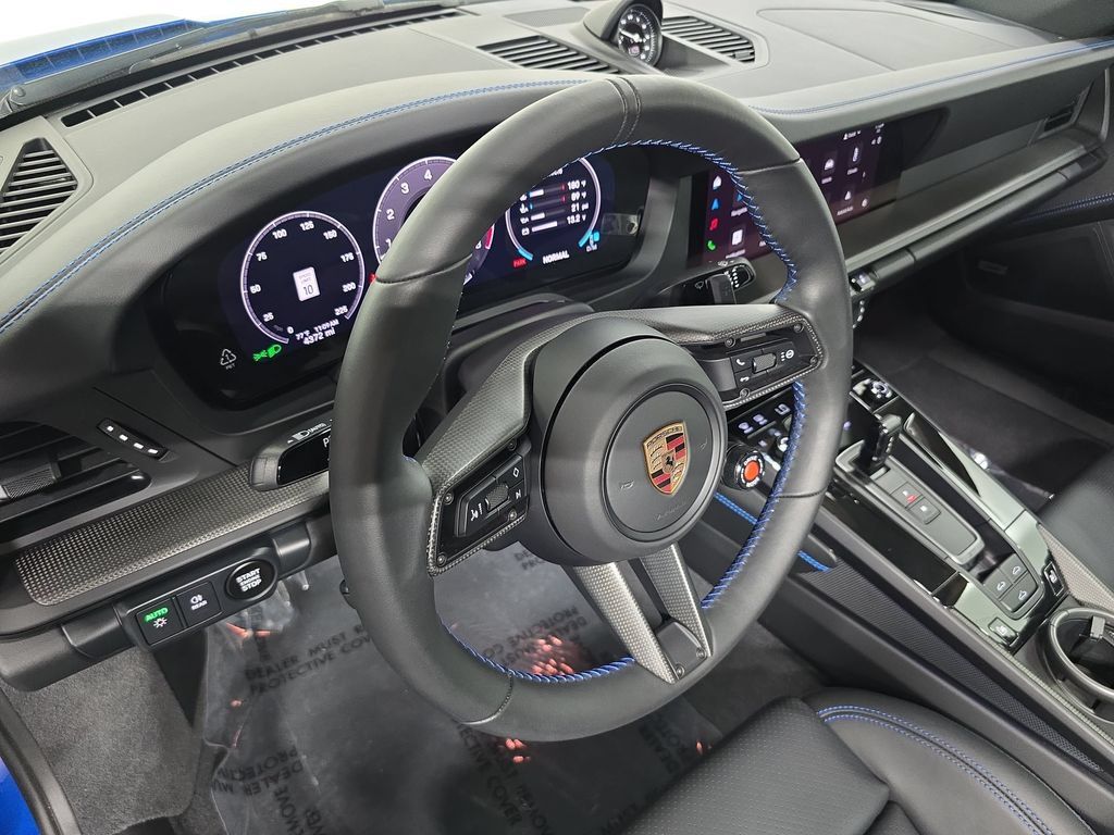 Certified 2025 Porsche 911 Carrera S RWD image 4