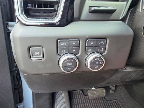 Certified 2025 GMC Sierra 1500 Denali Ultimate AWD/4WD image 33