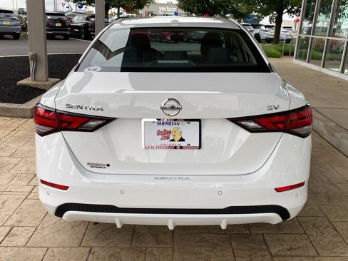 Used 2022 Nissan Sentra SV FWD image 6