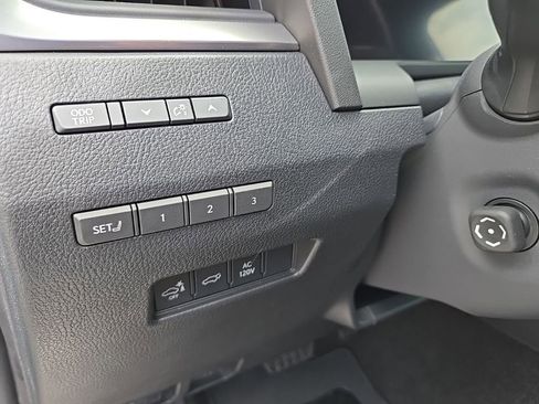 New 2026 Lexus GX 550 AWD/4WD image 14