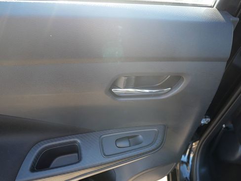 Used 2021 Nissan Versa SV image 23