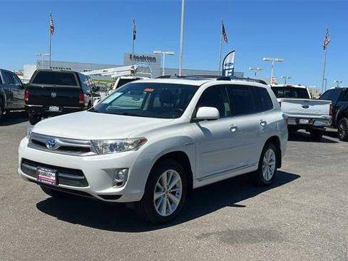 Used 2012 Toyota Highlander Limited AWD/4WD image 8