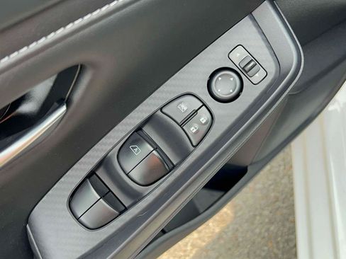 Used 2023 Nissan Sentra SV FWD image 19