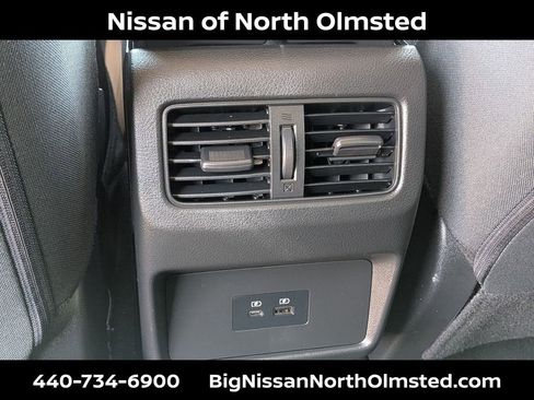 Certified 2023 Nissan Rogue SV image 19