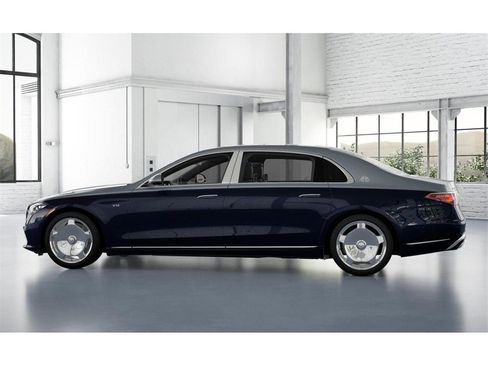 Certified 2024 Mercedes-Benz Maybach S 680 4MATIC image 33