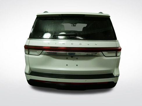 Used 2024 Lincoln Navigator Reserve w/ Equipment Group 201A image 5