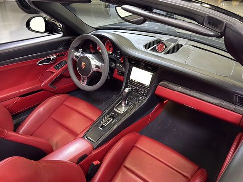 Used 2014 Porsche 911 Turbo S AWD/4WD image 14