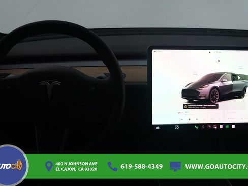 Used 2023 Tesla Model Y Long Range AWD/4WD image 5