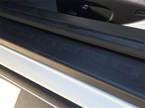 Used 2020 Chevrolet Camaro LT image 15