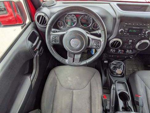 Used 2017 Jeep Wrangler Unlimited Sport w/ Quick Order Package 23S AWD/4WD image 17