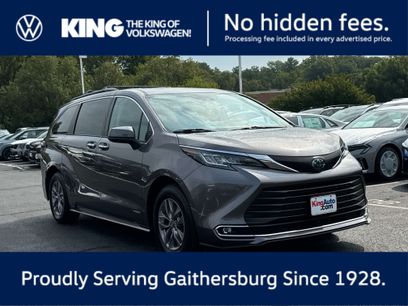 Used 2021 Toyota Sienna XLE