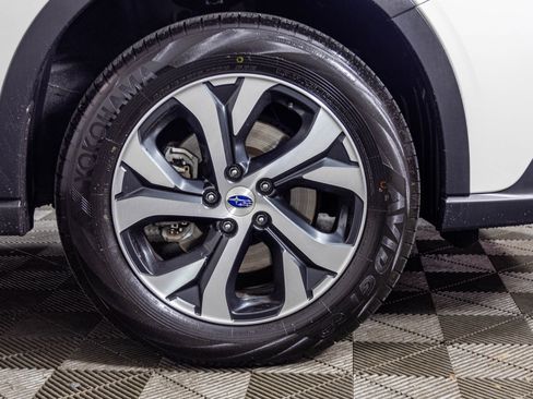 Used 2022 Subaru Outback Touring AWD/4WD image 57