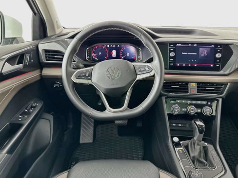 Certified 2024 Volkswagen Taos SEL AWD/4WD image 16