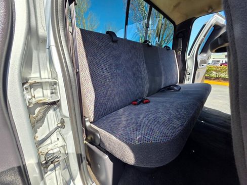 Used 2001 Dodge Ram 2500 Truck 4x4 Quad Cab image 16