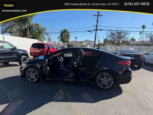 Used 2018 Hyundai Elantra Sport image 9