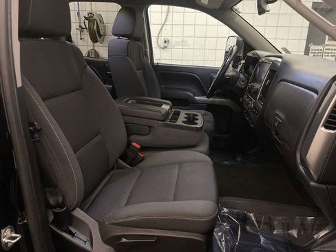 Used 2018 Chevrolet Silverado 1500 LT w/ All Star Edition AWD/4WD image 19