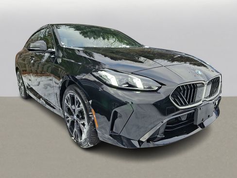 Used 2025 BMW 228i xDrive w/ Technology Package image 3