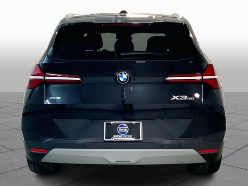 Used 2025 BMW X3 xDrive30i w/ Premium Package image 4