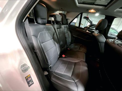 Used 2015 Mercedes-Benz ML 400 4MATIC image 20