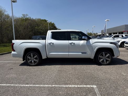 Used 2022 Toyota Tundra Capstone image 2