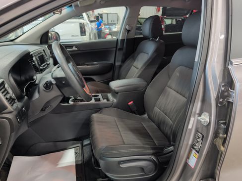 Used 2019 Kia Sportage LX AWD/4WD image 7