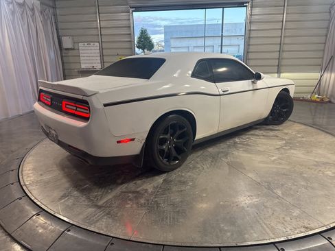 Used 2018 Dodge Challenger SXT Plus image 4