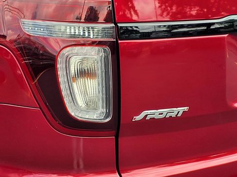 Used 2015 Ford Explorer Sport w/ Equipment Group 401A AWD/4WD image 27