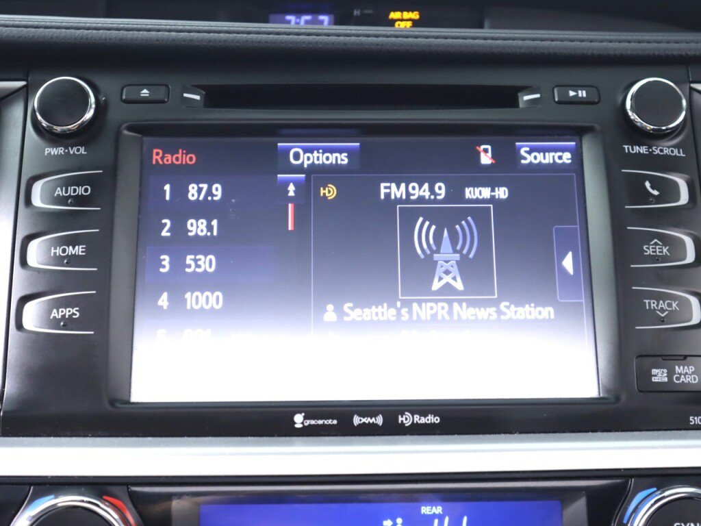 Used 2017 Toyota Highlander XLE AWD/4WD image 20