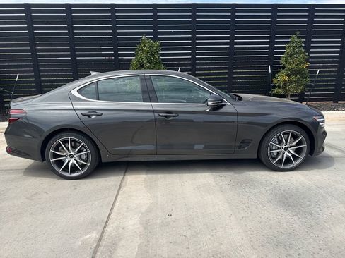 New 2026 Genesis G70 2.5T RWD image 4