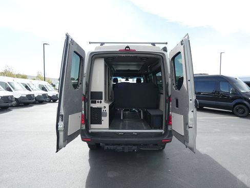 Used 2022 Mercedes-Benz Sprinter 144 Cargo image 6