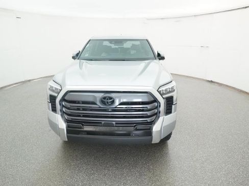 New 2026 Toyota Tundra Limited AWD/4WD image 17