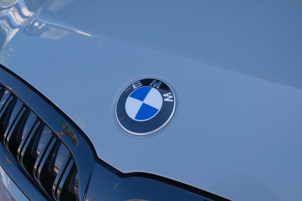 Used 2024 BMW 330i Sedan w/ M Sport Package RWD image 45