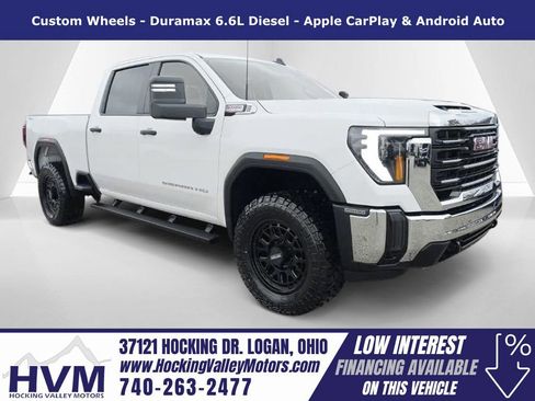 Used 2025 GMC Sierra 2500 Pro w/ Convenience Package image 1