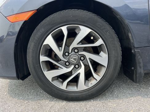 Used 2016 Honda Civic EX image 18