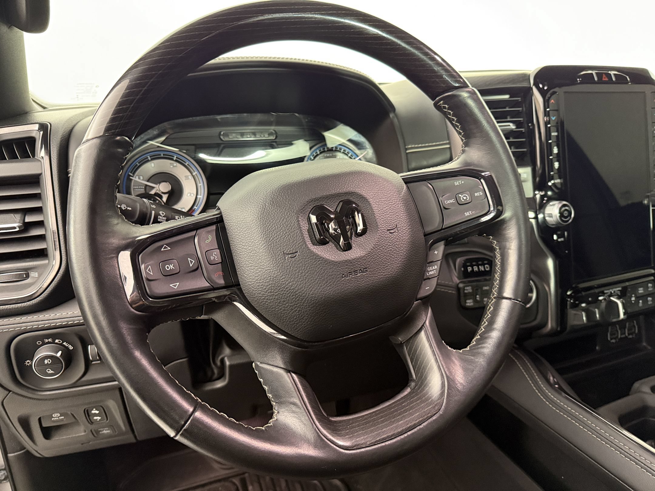 Used 2022 RAM 1500 Limited w/ Night Edition AWD/4WD image 11