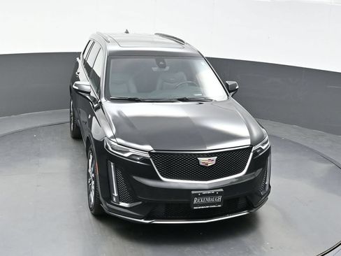 Certified 2023 Cadillac XT6 Sport w/ Technology Package AWD/4WD image 28