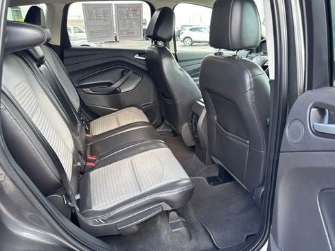 Used 2017 Ford Escape Titanium AWD/4WD image 23