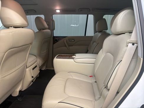 Used 2019 INFINITI QX80 Luxe w/ All-Season Package image 23