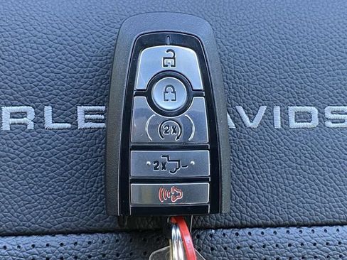 Used 2024 Ford F250 Lariat w/ Lariat Ultimate Package AWD/4WD image 21