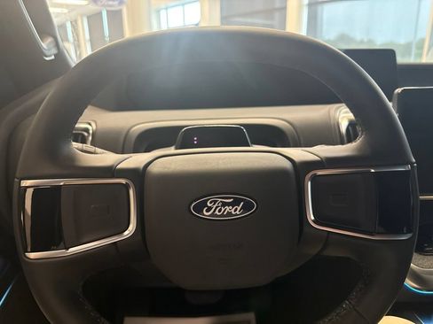 Used 2027 Ford Expedition Tremor w/ Driver's Package AWD/4WD image 13