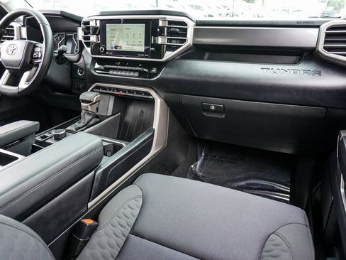 Used 2022 Toyota Tundra SR5 image 11